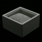 Displaydoos voor armbanden/horloges, PU leer, wit, grijs velours binnenkant, 1 kussentje Displaydoos voor armbanden/horloges, PU leer, wit, grijs velours binnenkant, 1 kussentje